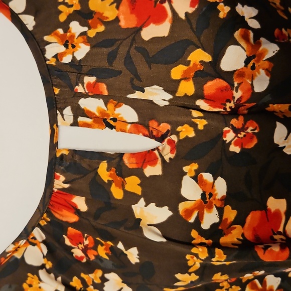 Croft & Barrow Floral Blouse - Orange and Brown. XL - Picture 3 of 5